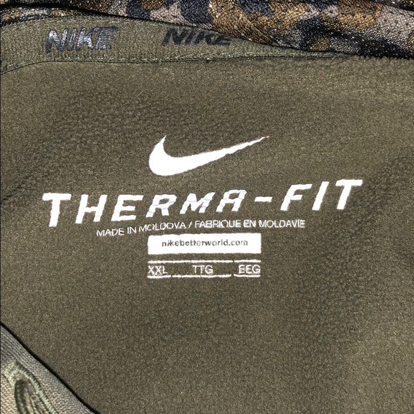 Two Nike hoodies - Picture 4 of 7